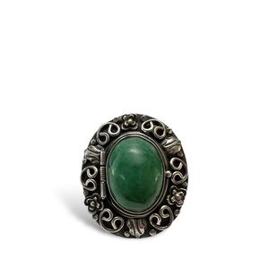 Vintage Ornate Sterling Silver Mexico Green Onyx Poison Ring Opens Adjustable